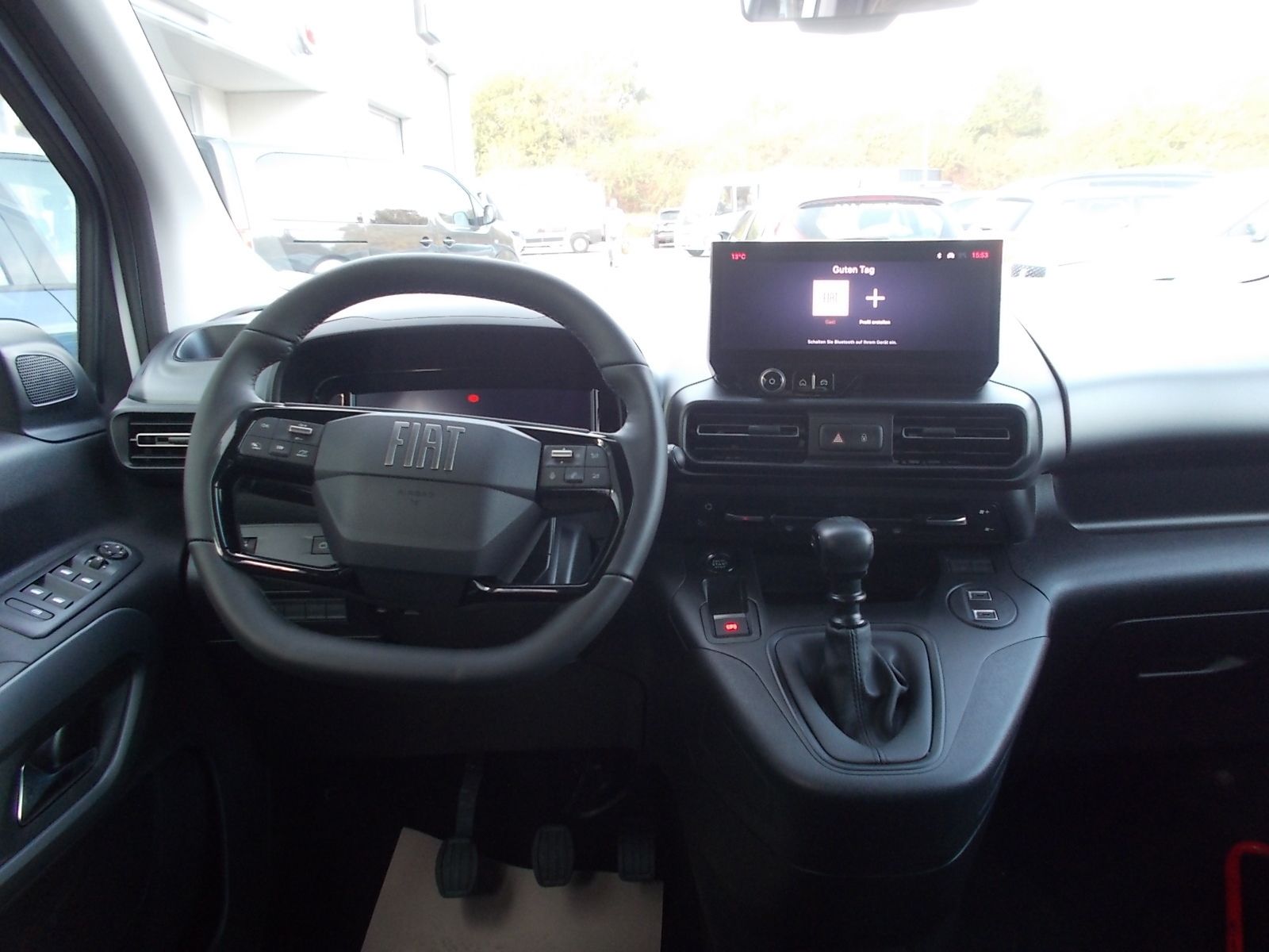 Fahrzeugabbildung Fiat Doblo Kombi L2 1.5 BlueHDi