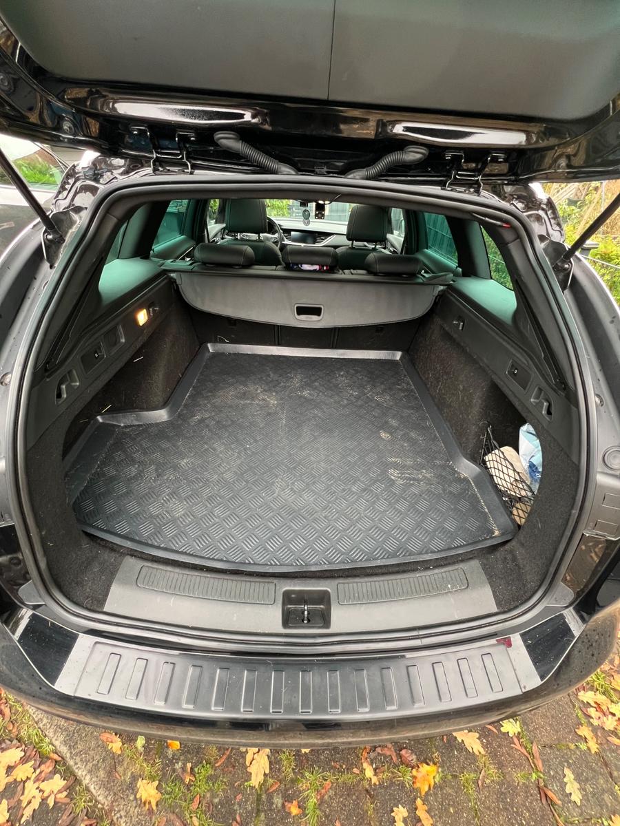 Opel Insignia 2.0 Diesel 128kW Elegance Auto ST