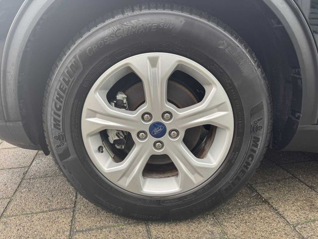 Ford Kuga 2.5 Duratec PHEV Cool & Connect