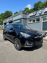 Hyundai ix35 Finale AWD 1 Hand / Inspektion Neu / - Hyundai ix35 mit Diesel-Antrieb: Allradantrieb, Geländewagen, Automatik