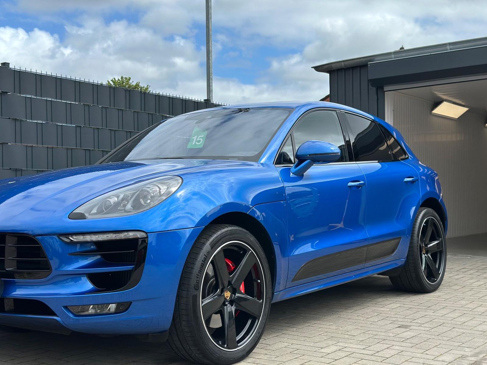 Porsche Macan Turbo 3.6 400 ch • 1ère Main • Sport Chrono • Burmester • Toit pano • Carbone • 21"