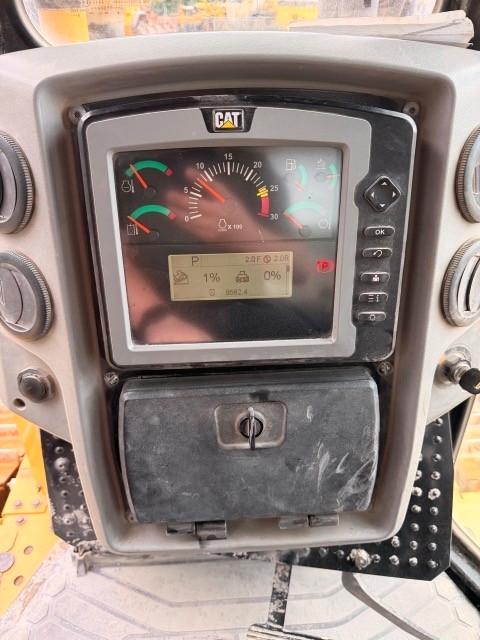 CAT D 6 T XW
