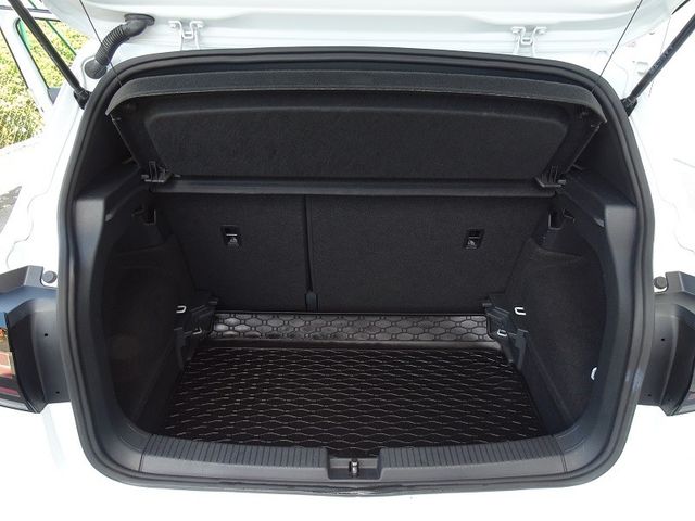 T-Cross 1.5 TSI DSG Active "Plus" / Navi