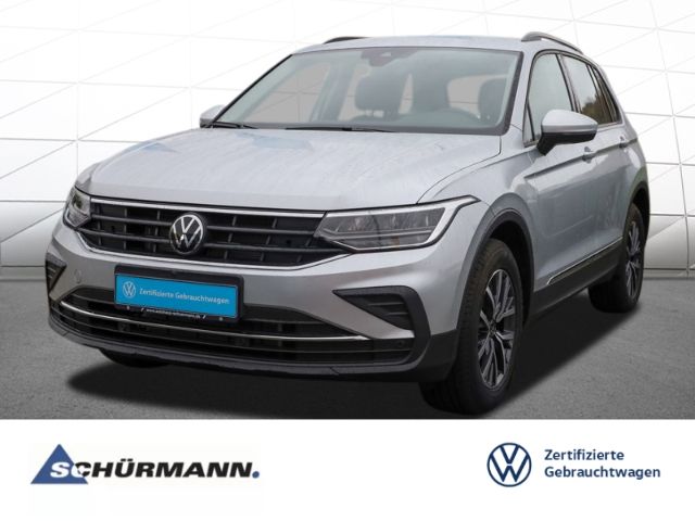 Volkswagen Tiguan LIFE TSI DSG AHK KEYLESS AREAVIEW 5J.GARA