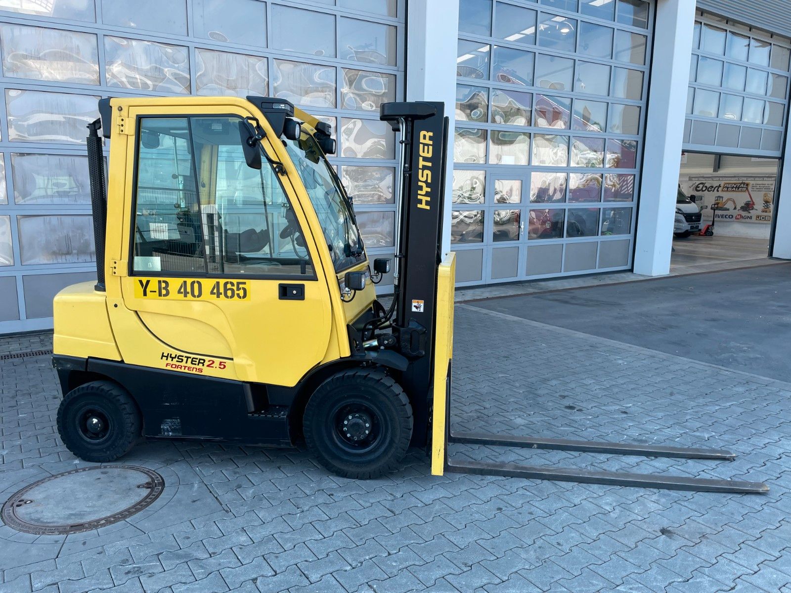 Fahrzeugabbildung Hyster H2.5FT / Duplex 3,3m / nur 948h / Waage