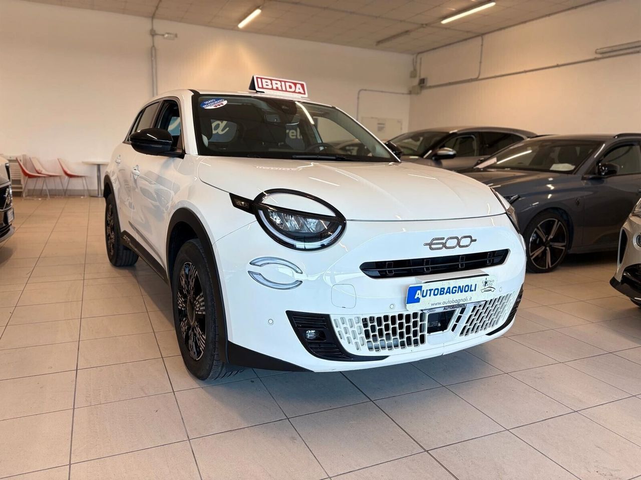 Fiat 600 POP BUSINESS Hybrid 145 CV DCT MHEV SPO imagem 2