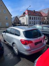 Opel Astra J Sports Tourer Style 1,4*NAVI*KAMERA*EU6* - Opel Astra mit Benzin-Antrieb: Kombi, 1.6