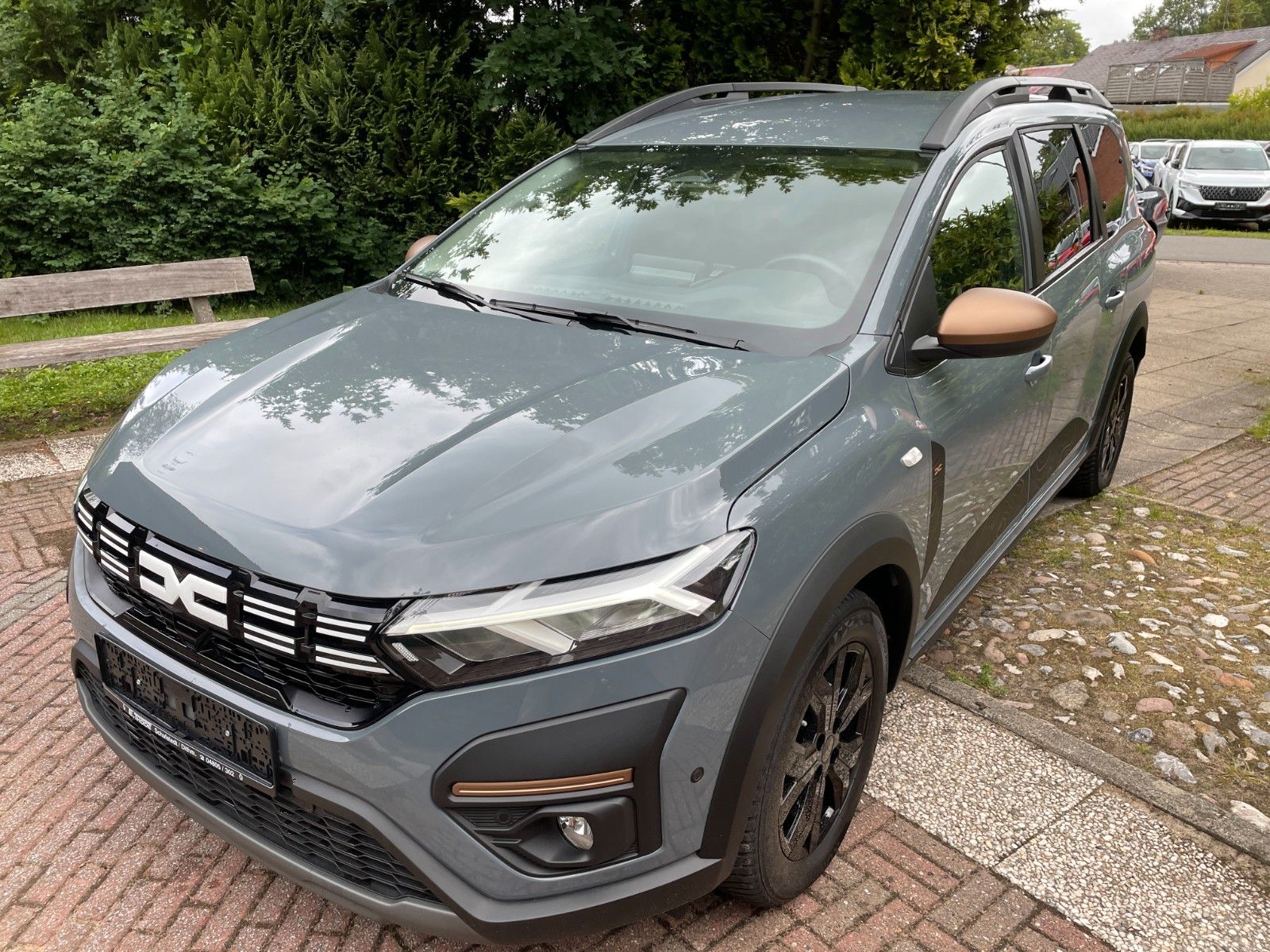 Dacia Jogger Extreme+ und 7 Sitzer