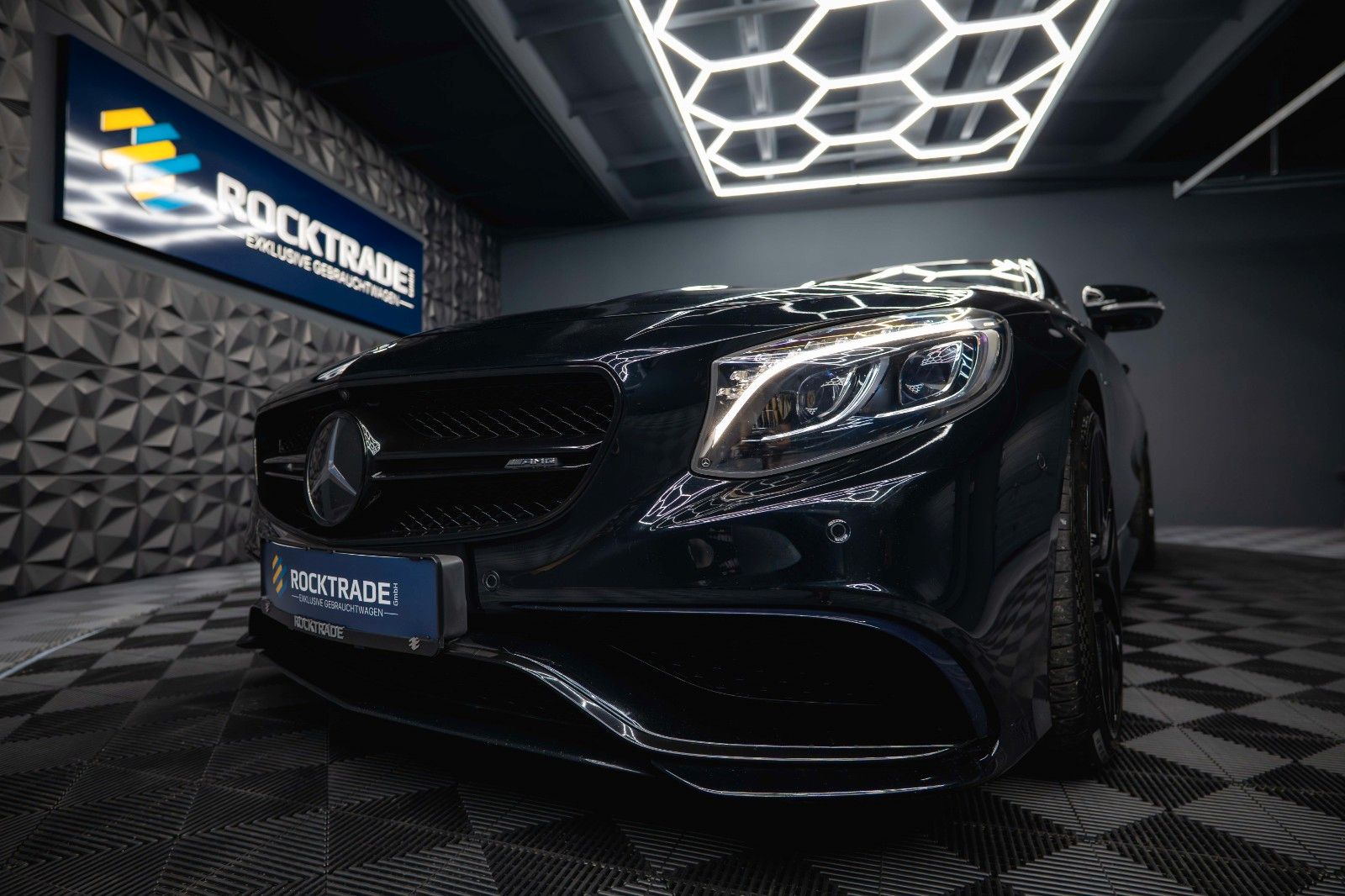 Fahrzeugabbildung Mercedes-Benz S 63 AMG 4Matic Night Edition Designo *ACC*Pano*