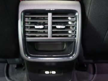Skoda Octavia Combi RS 4x4 Navi Columbus LED ACC