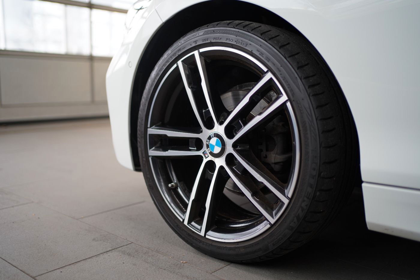 Fahrzeugabbildung BMW 116i M Sport LED+Navi+PDC+Parkassist+HiFi+
