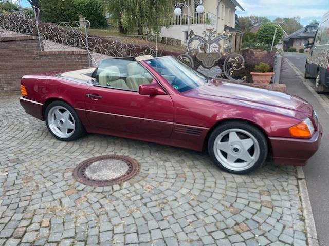 Mercedes-Benz SL 300