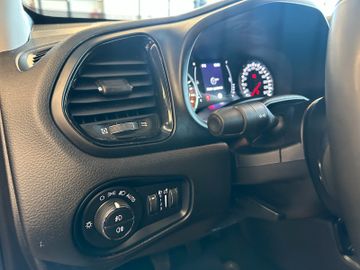 Jeep Renegade Longitude FWD *KLIMA*LKHZ*SZHZ*PDC*