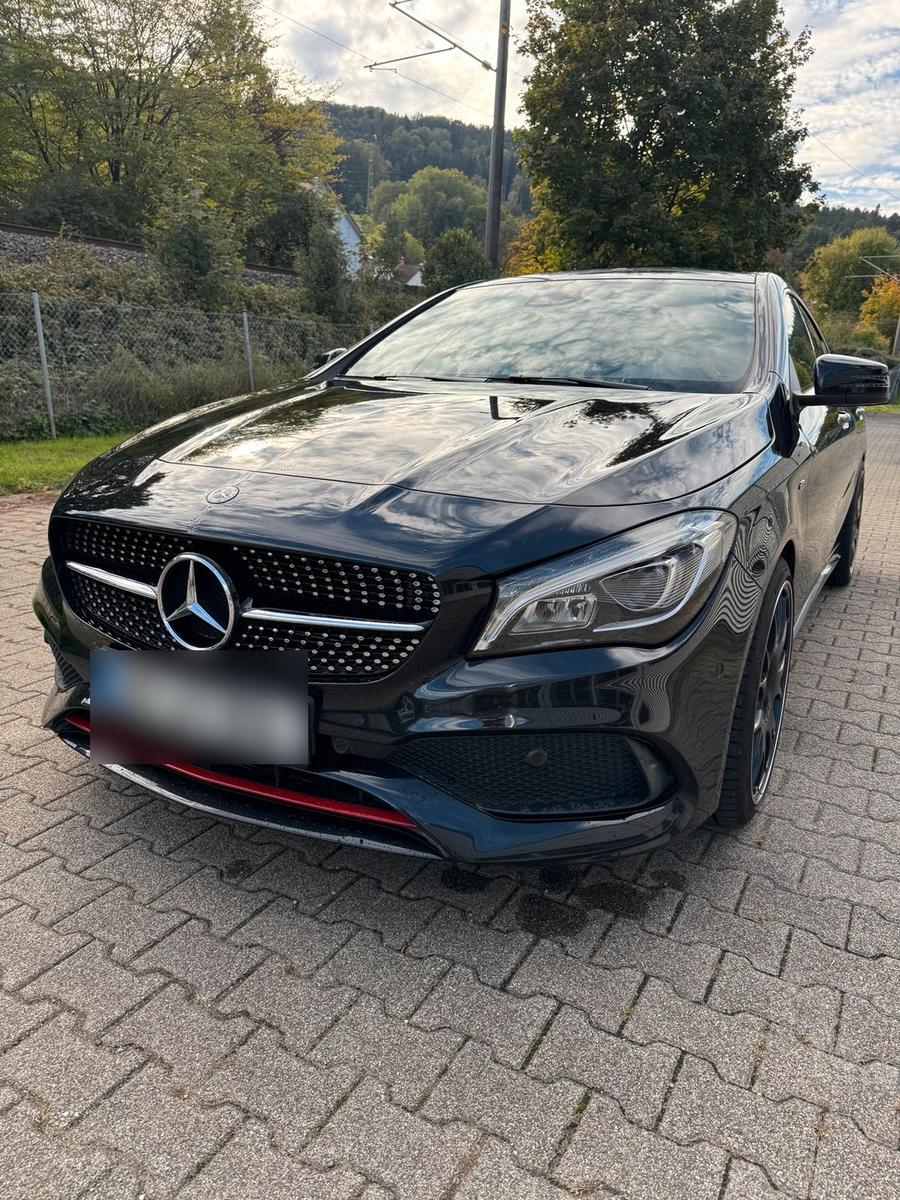 Mercedes-Benz CLA 250