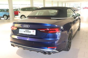 Fotografie des Audi S5 Cabrio 3.0 TFSI quattro tiptronic