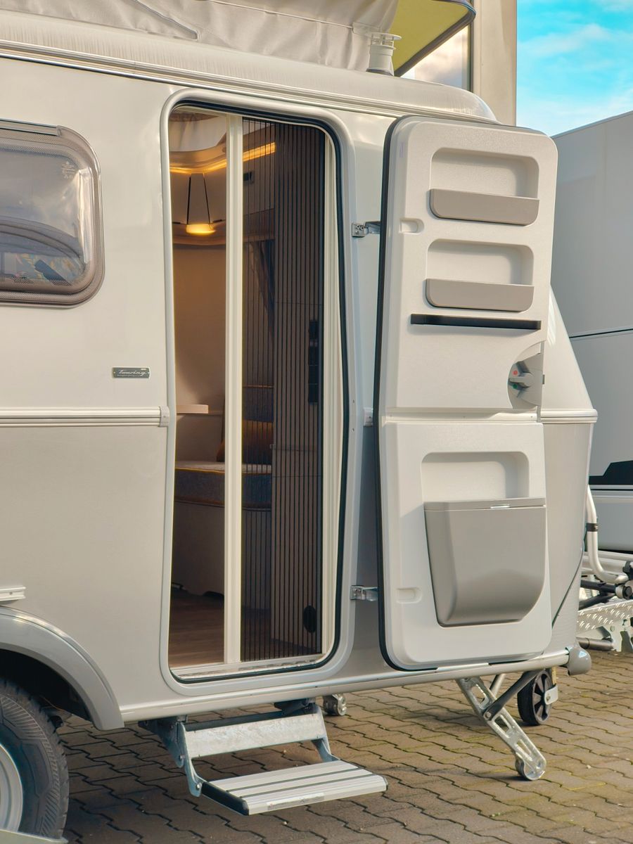 Fahrzeugabbildung HYMER / ERIBA / HYMERCAR Touring 550 Urban - SUMMER-SALE! -