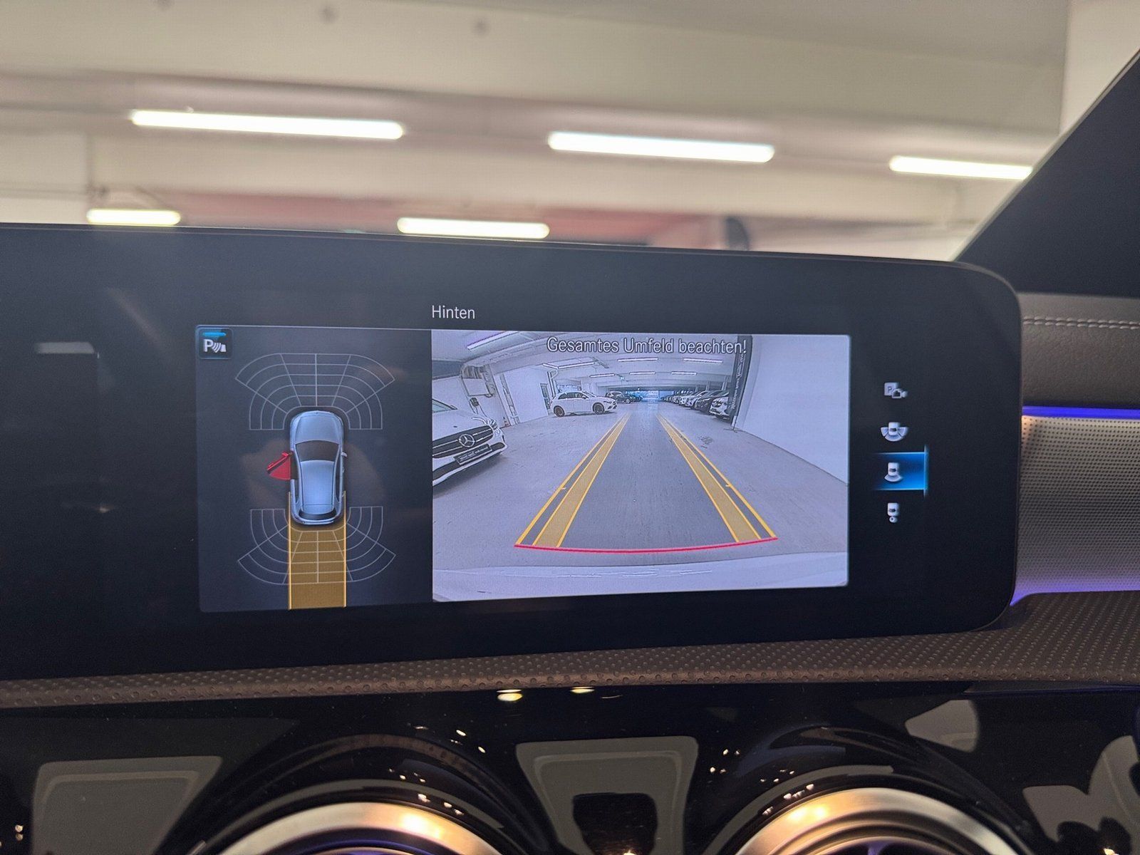 Fahrzeugabbildung Mercedes-Benz A 250 e AMG*DISTRONIC*MULTIBEAM*AHK*Pano-Dach