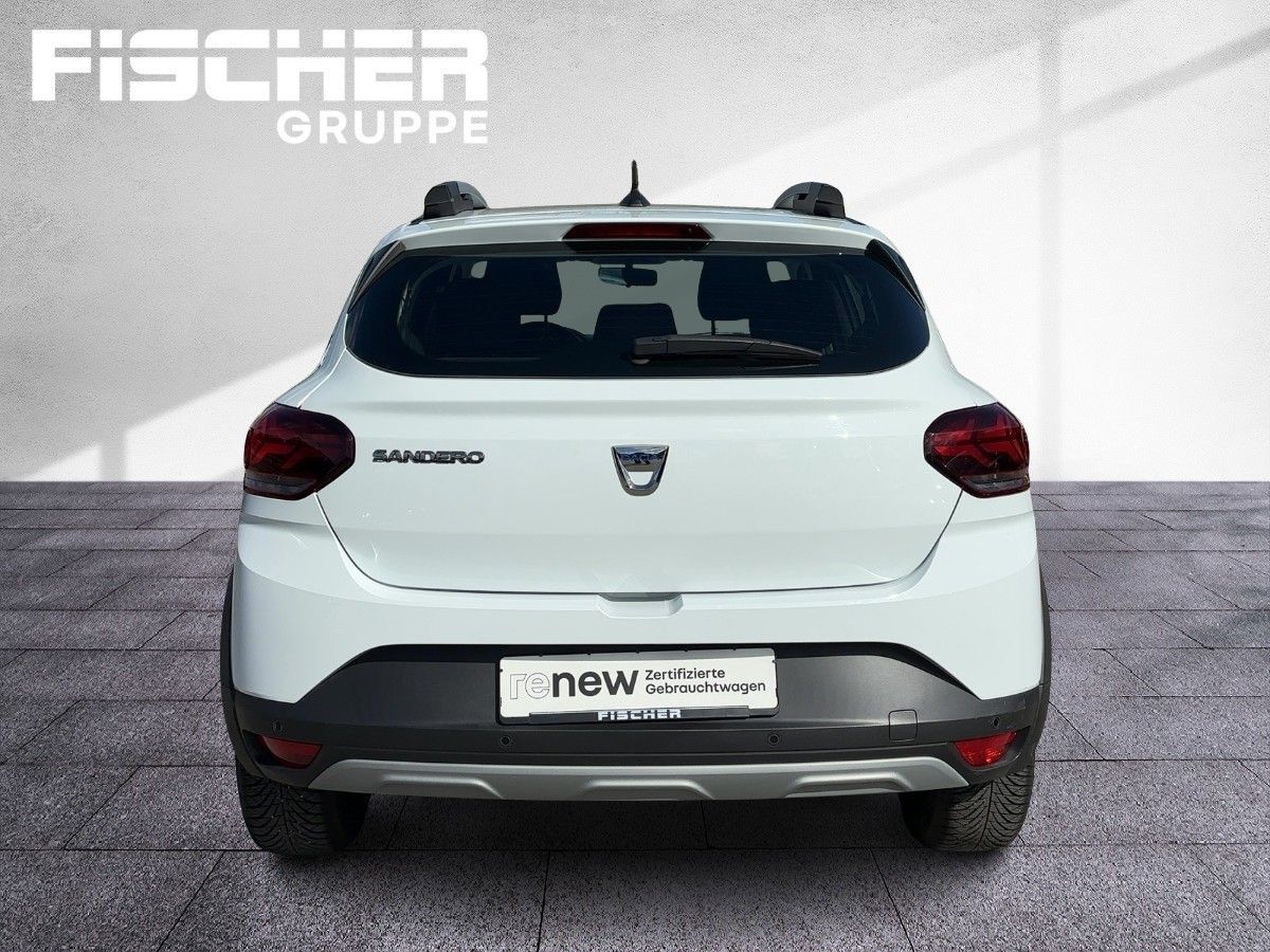 Fahrzeugabbildung Dacia Sandero Stepway Essential TCe 90 Klima