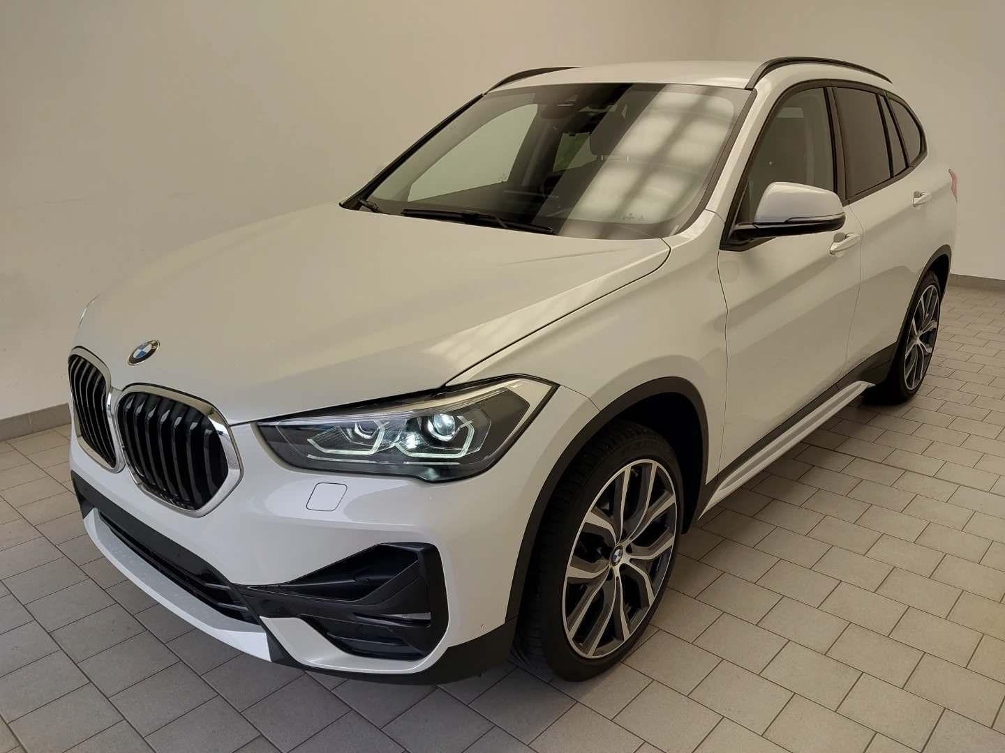 BMW X1 xDrive 20d Sport Line*AHK,HUD,ACC,RFK,19´´LED