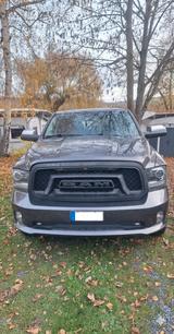 Dodge RAM - Limited 5.7 Hemi (4x4 CrewCab PRINS LPG) - gebrauchte Dodge RAM aus dem Jahr 2015