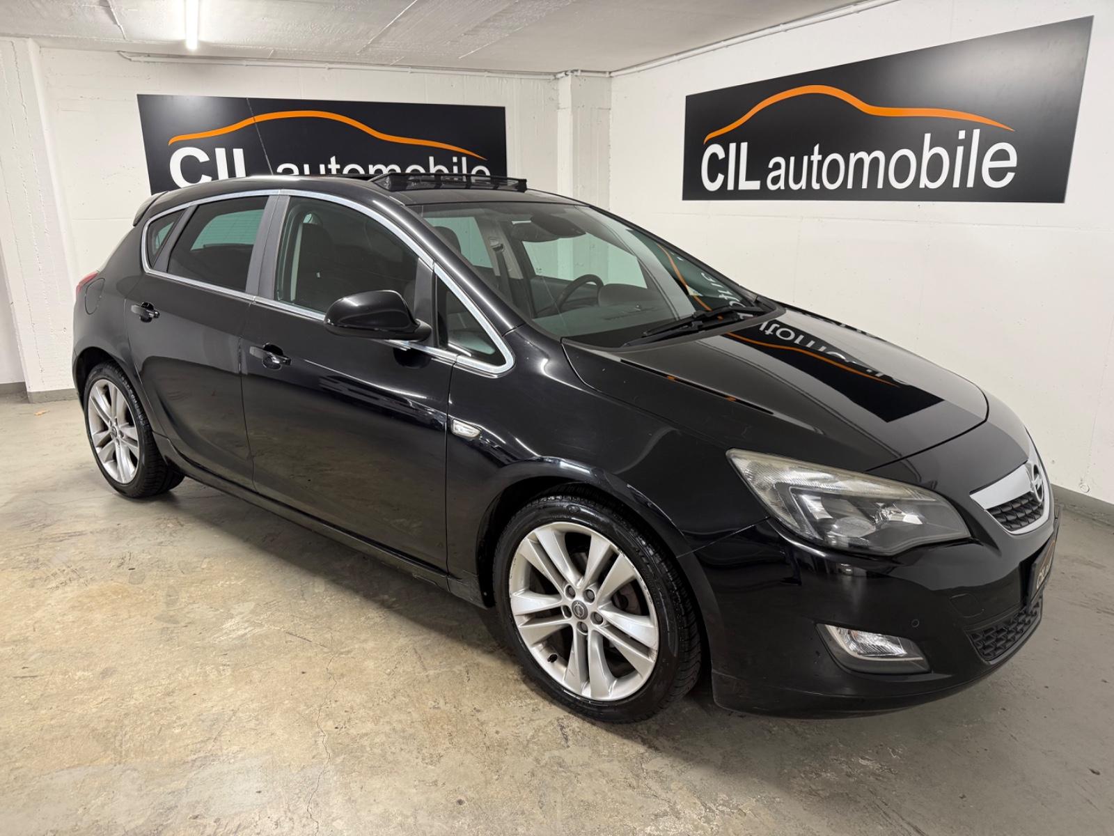 Opel Astra J Lim. 5-trg. Sport