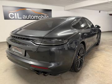 Porsche Panamera - 5