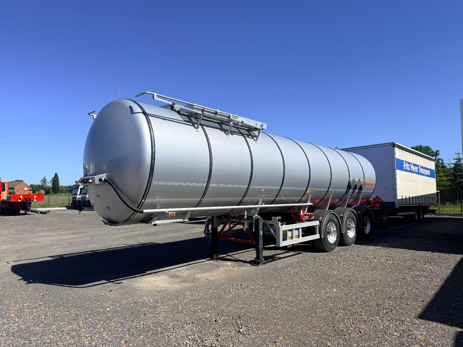 Kässbohrer STS.SS Edelstahl Tankauflieger Bitumen 32m³