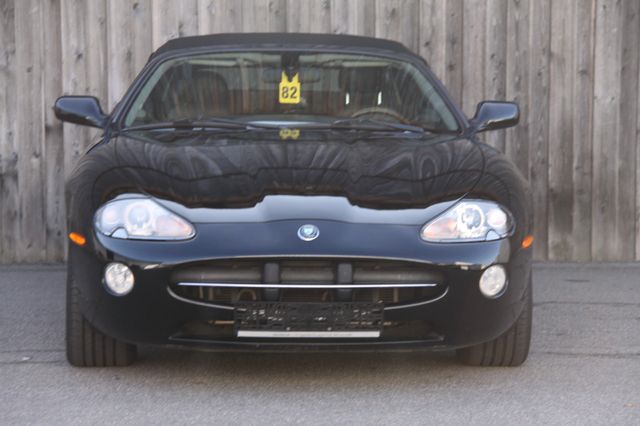 Jaguar XK8 Cabriolet 2 Jahre Garantie