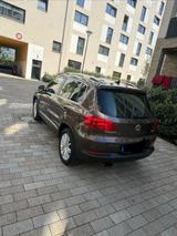 Volkswagen Tiguan 2.0 TSI Vollausstattung Keyles,Leder,Pano - gebrauchte VW Tiguan aus dem Jahr 2011