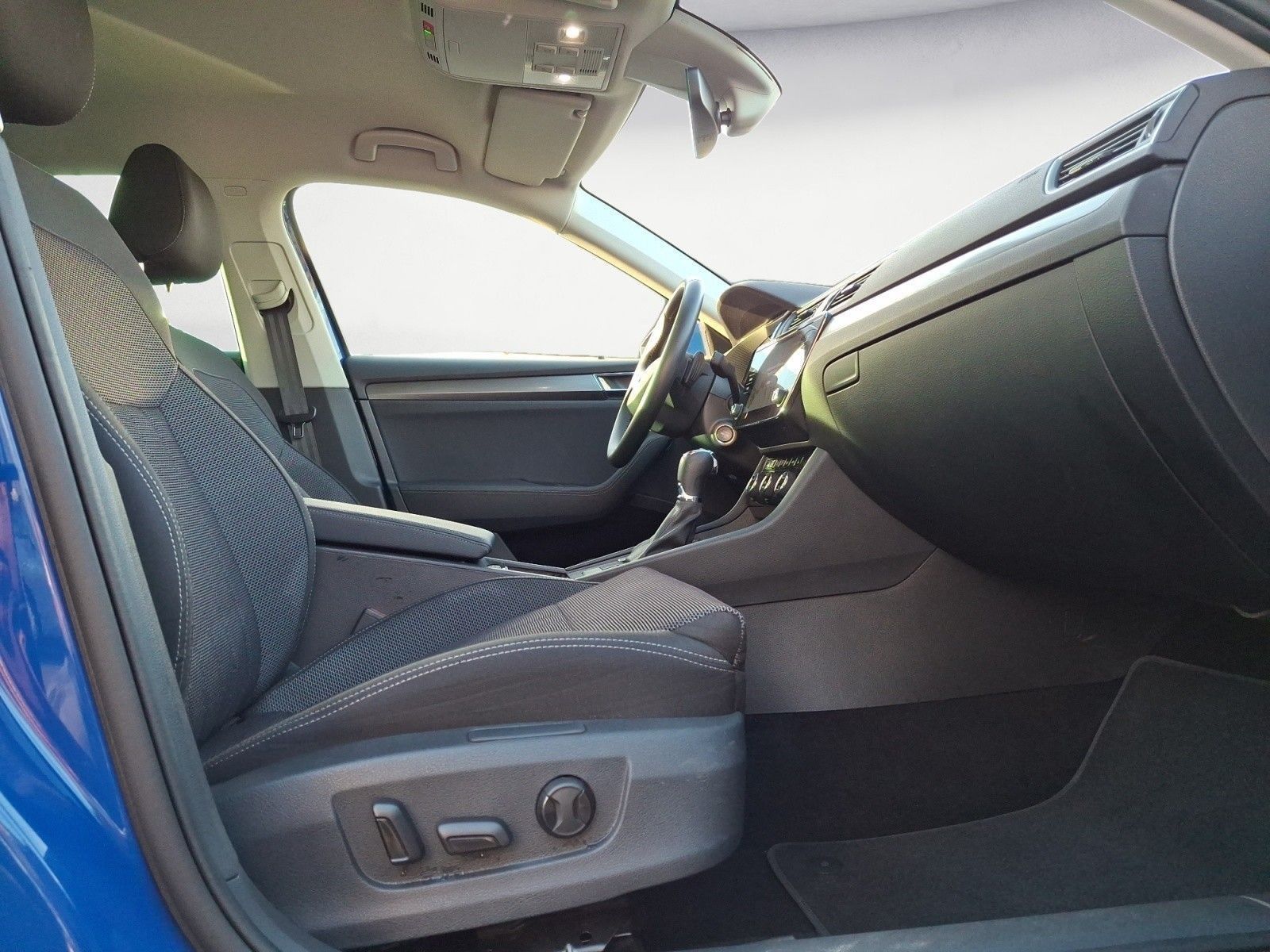 Skoda Superb - Bild 8