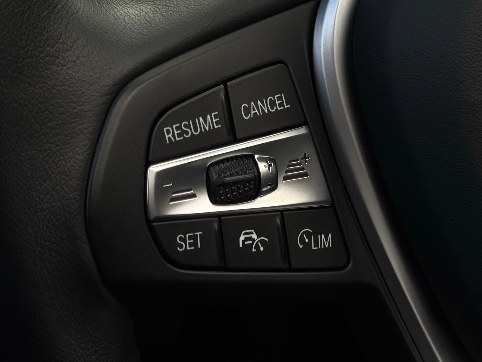 Fahrzeugabbildung BMW Z4 sDrive30i Steptr. Advantage Kamera Leder DAB