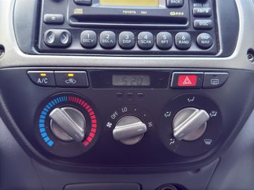 Toyota RAV 4 1.8 4x2 C*KLIMA*AHK*EL.FENSTER