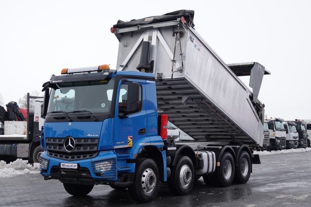 Mercedes-Benz AROCS 3243 / 8x4 / WYWROTKA 20m3 / TYLNOZSYP / E