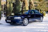 Audi A8 6.0 tiptronic quattro Langversion - - Audi A8: 6.0
