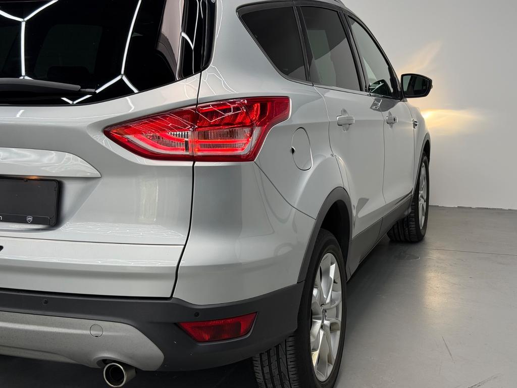 Ford Kuga Titanium, Foto 18 von 45