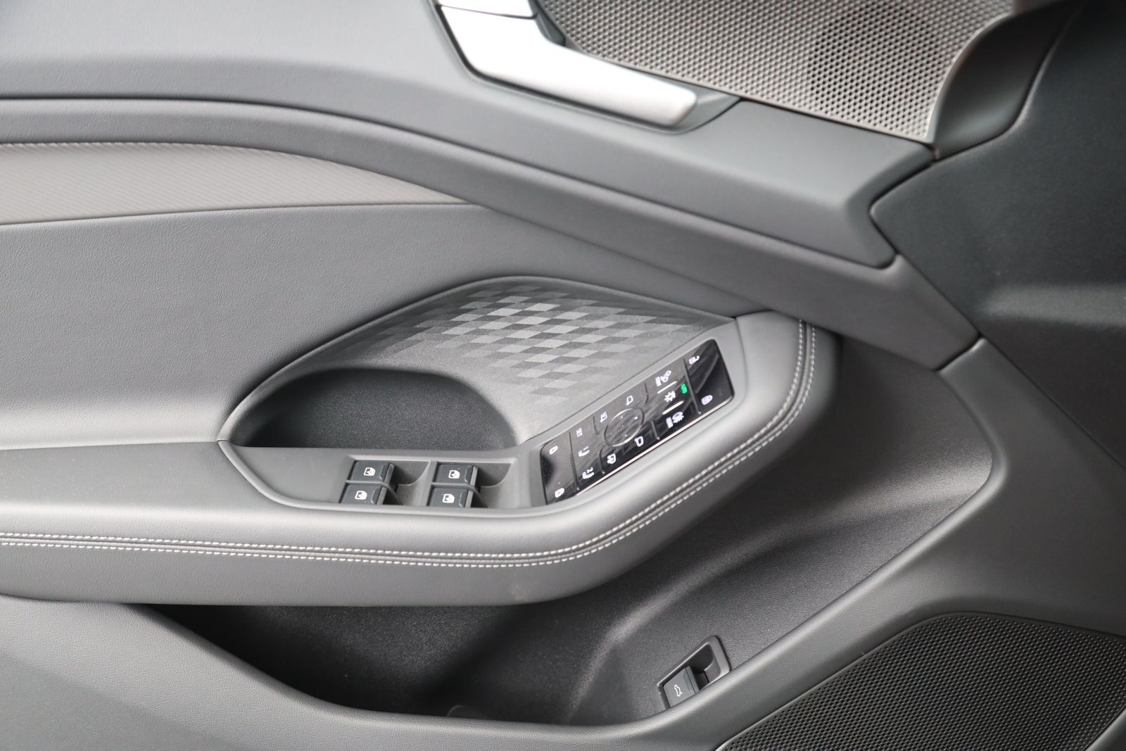 Audi A6 - Bild 18