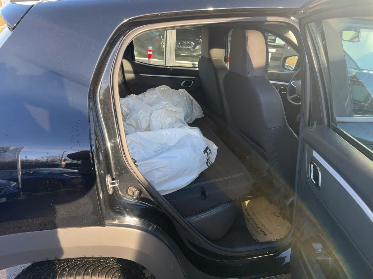 Fahrzeugabbildung Dacia Spring Essential 45 CCS CCS