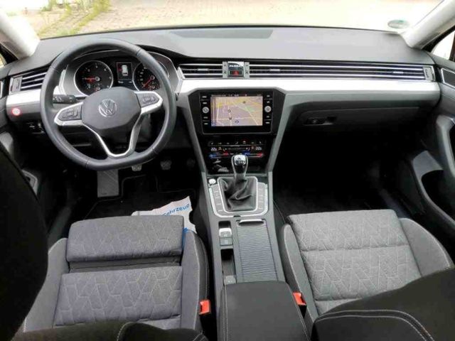 Passat Variant 2.0 TDI Business LED+NAVI+RFK+ACC