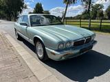 Jaguar XJ8 - 4.0 V8 Executive Limousine - Jaguar XJ8: Xj8l