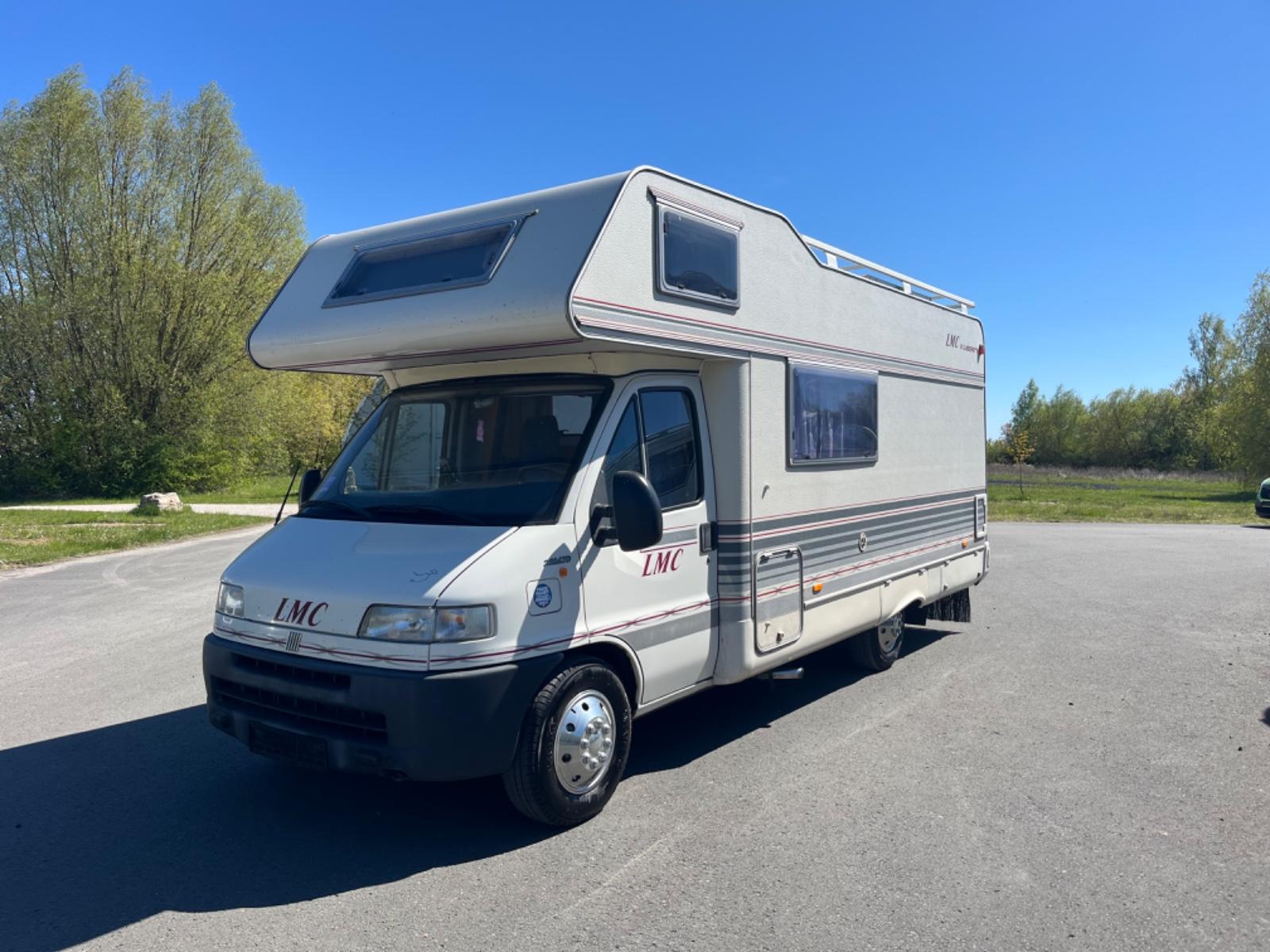 LMC Liberty 680 / sehr gepflegt / Solar  / 128 PS