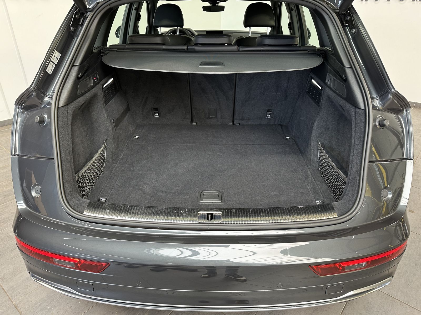 Fahrzeugabbildung Audi Q5 40 TDI Qu S-Line NAV+LED+B&O+TEMPOMAT+19ZOLL
