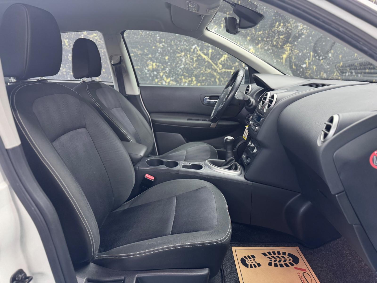 Nissan Qashqai Acenta 1HND/MULTILENK/AHK/TEM