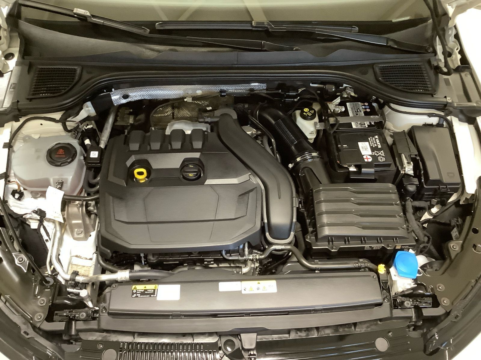 Golf Active 1,5 l TSI 96 kW Matrix, Standheizun