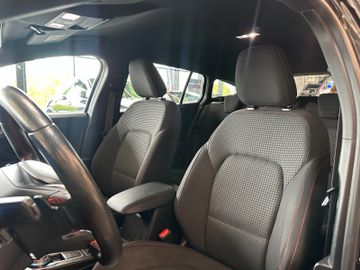 Ford Focus*ST*SpurH*Totwinkel*ACC*LED*2-Zonen*VOLL*
