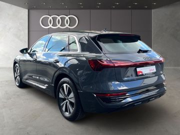 Audi Q8 e-tron - 5