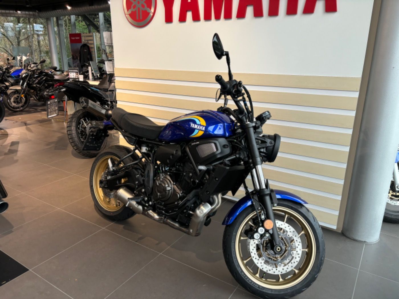 Fahrzeugabbildung Yamaha XSR 700 Modell 2024 Tageszulassung