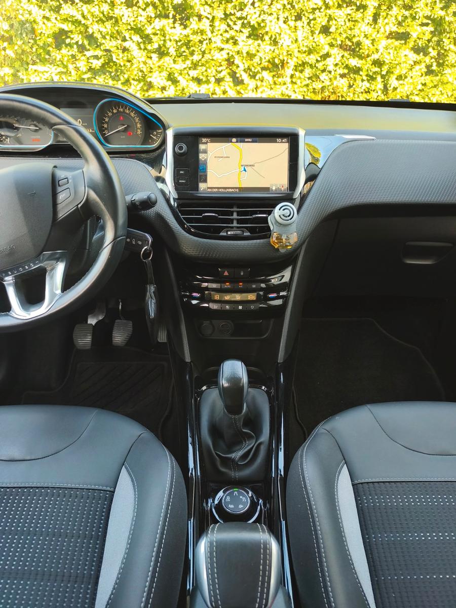 Peugeot 2008 Allure PureTech 110 Stop&Start Allure