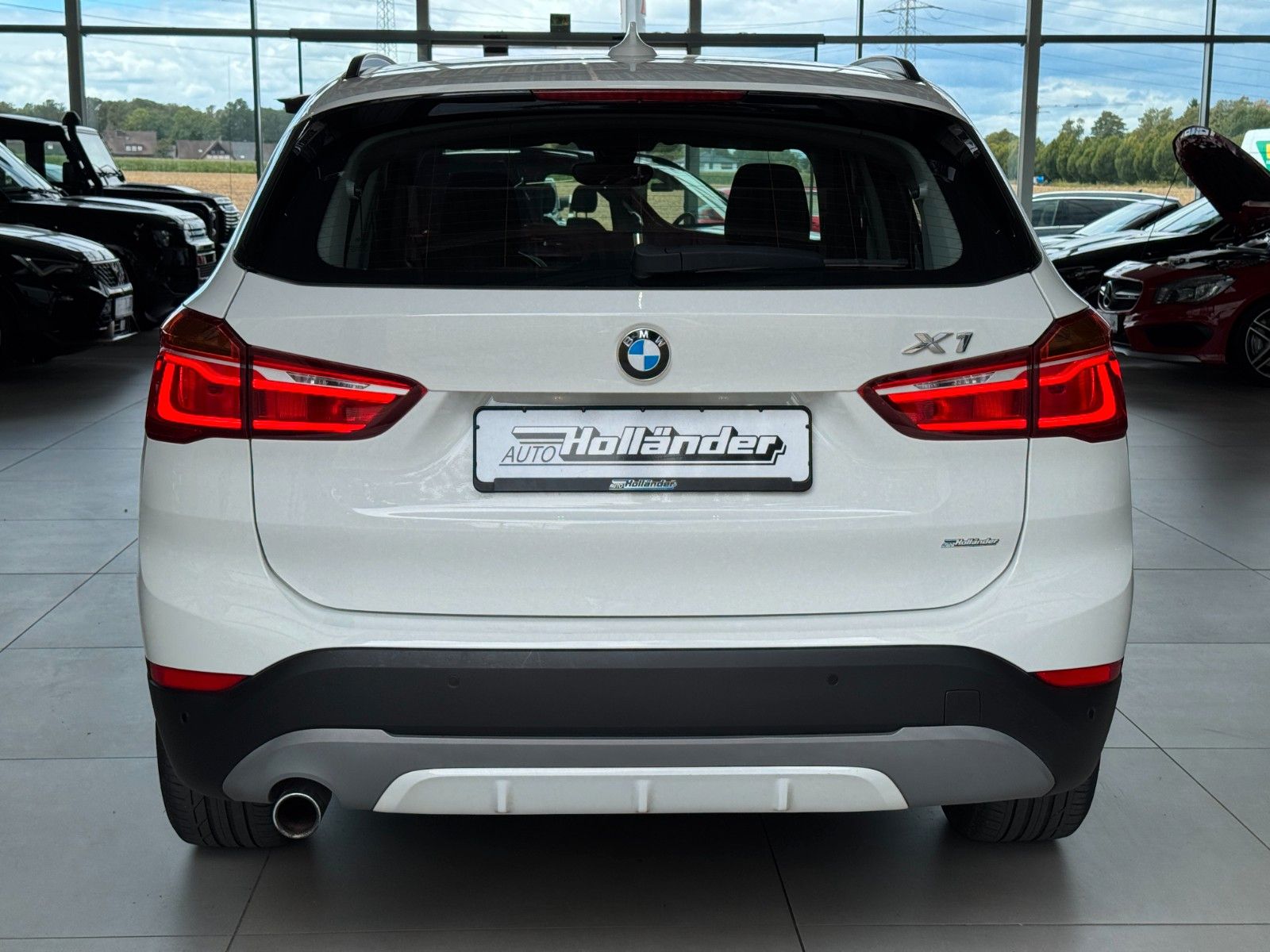 Fahrzeugabbildung BMW X1 18d S Drive Sport Line   "Business-Paket PDC"