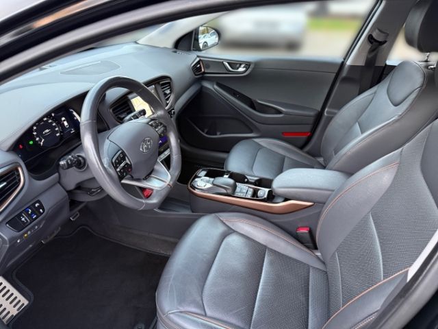 Fahrzeugabbildung Hyundai IONIQ Premium Elektro +LEDER+LED+KLIMA+ACC+PDC+U