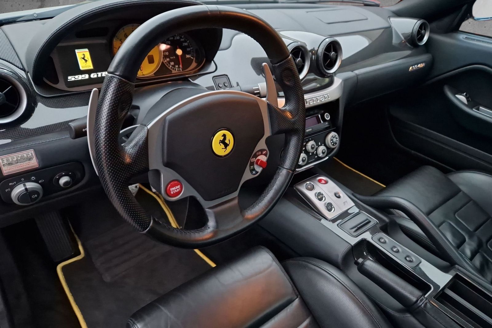Fahrzeugabbildung Ferrari 599 GTB*Carbon*Embleme*gepflegt*